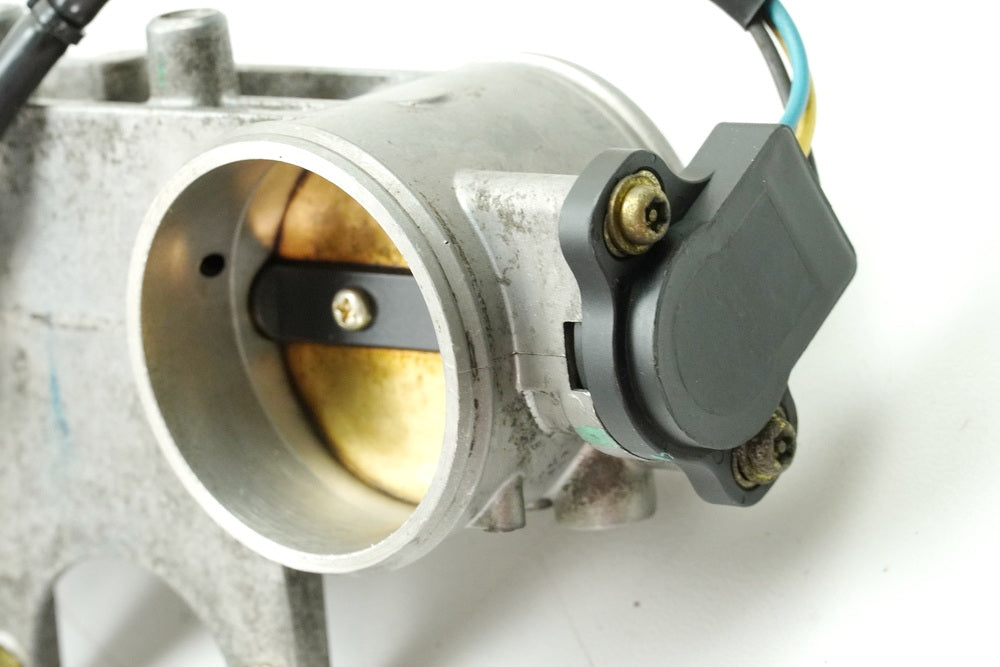 TRIUMPH SPEED TRIPLE 955 i 595 N Drosselklappe Drosselkörper Poti Sensor 1240560