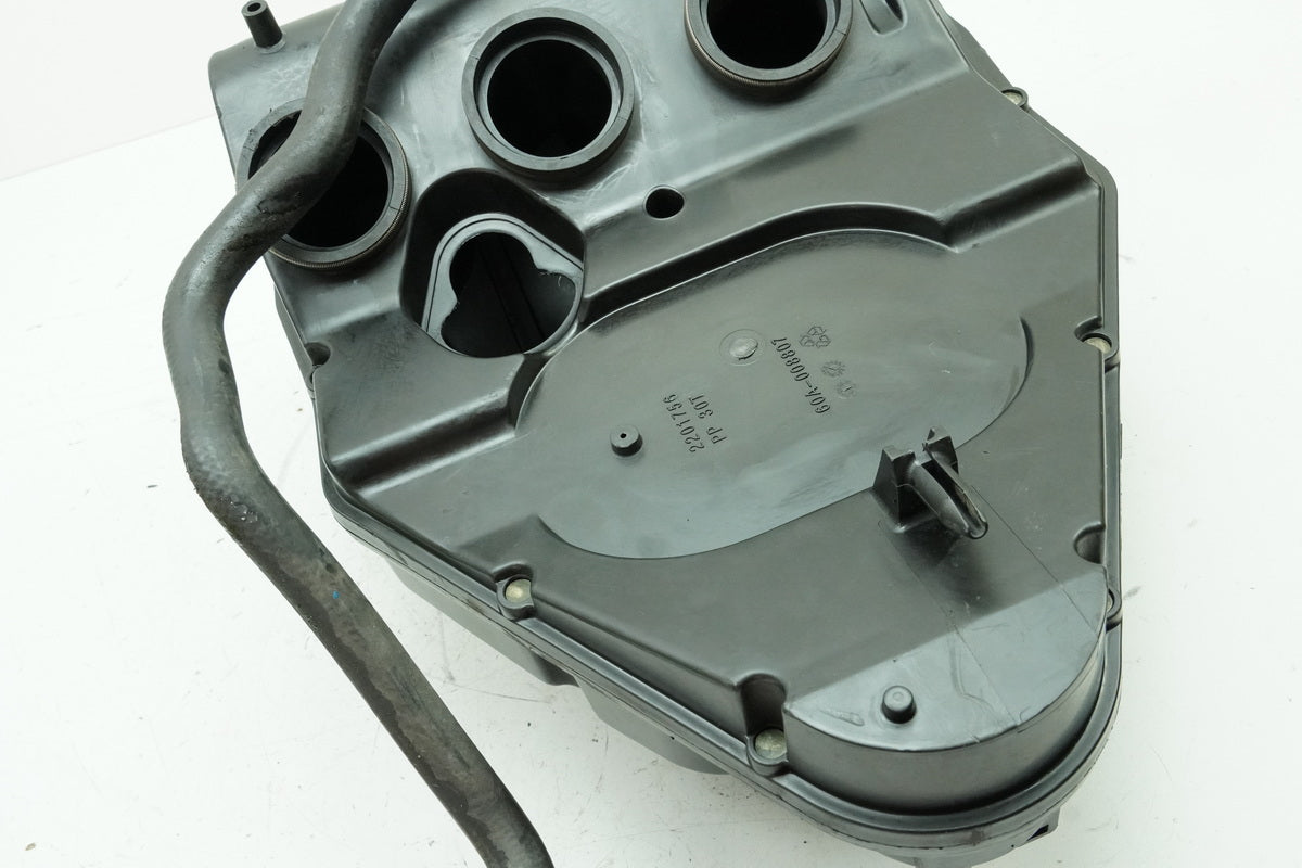 TRIUMPH SPEED TRIPLE 955 i 595 N Caja del filtro de aire Airbox