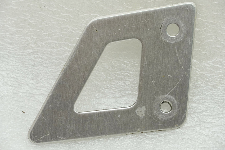YAMAHA DT 125 R 4BL Cubierta pinza freno trasera Tapa embellecedora