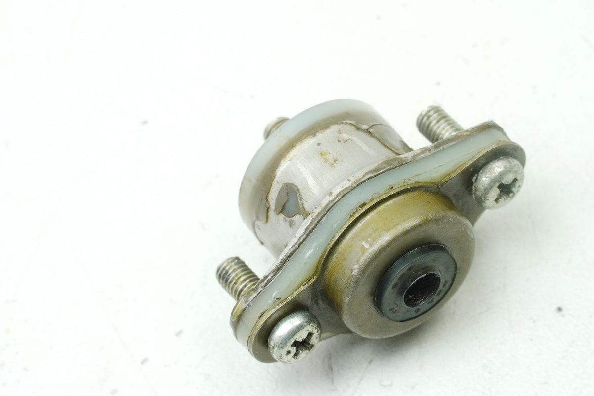 SUZUKI RG 125 NF12B GAMMA  Ausrücker für Kupplung Schnecke Kupplungsschnecke