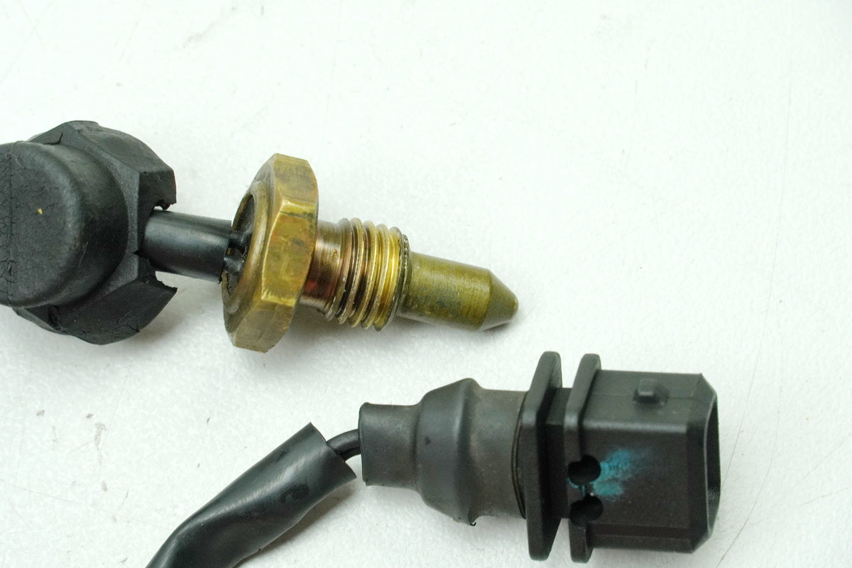 TRIUMPH SPEED TRIPLE 955 i 595 N Temperaturfühler Sensor Wasser Fühler T1290360