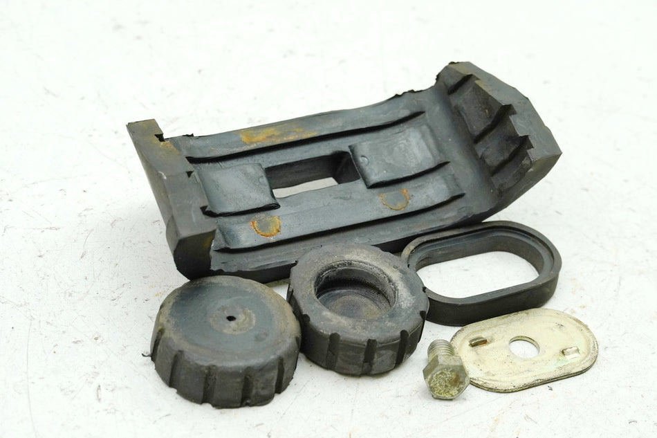 YAMAHA SR 250 3Y8 Tank Gummis Dämpfer Halter Auflage