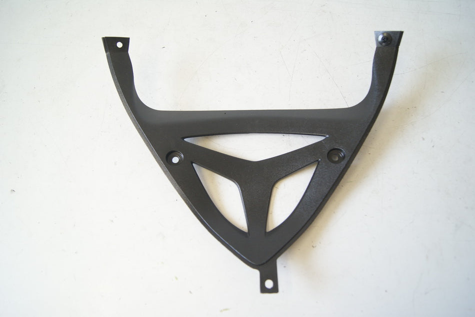 TRIUMPH DAYTONA 600 806LW Fairing Belly Pan Center Cover Spoiler