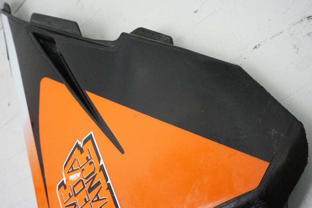 KTM 450 EXC Filterkastendeckel Abdeckung Cover Luftfilterkasten Seitendeckel
