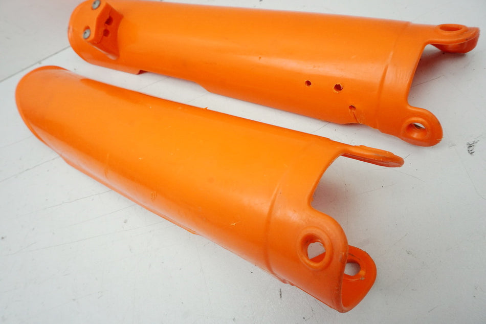 KTM 450 EXC Gabelschutz links & rechts Abdeckung Gabel Cover Blende Verkleidung