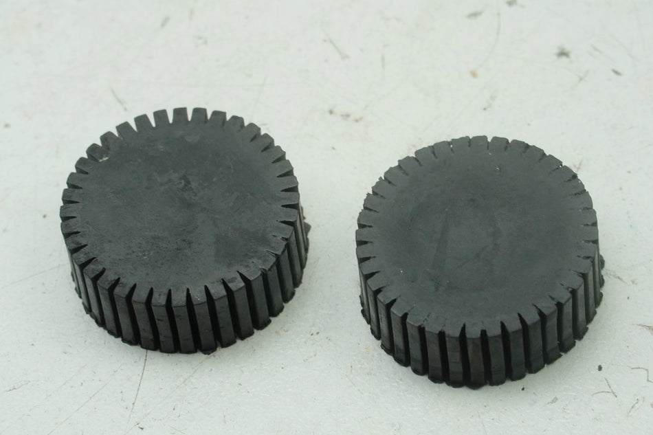 SUZUKI RG 125 NF12B GAMMA Rubbers for Tank Support Damper Holder
