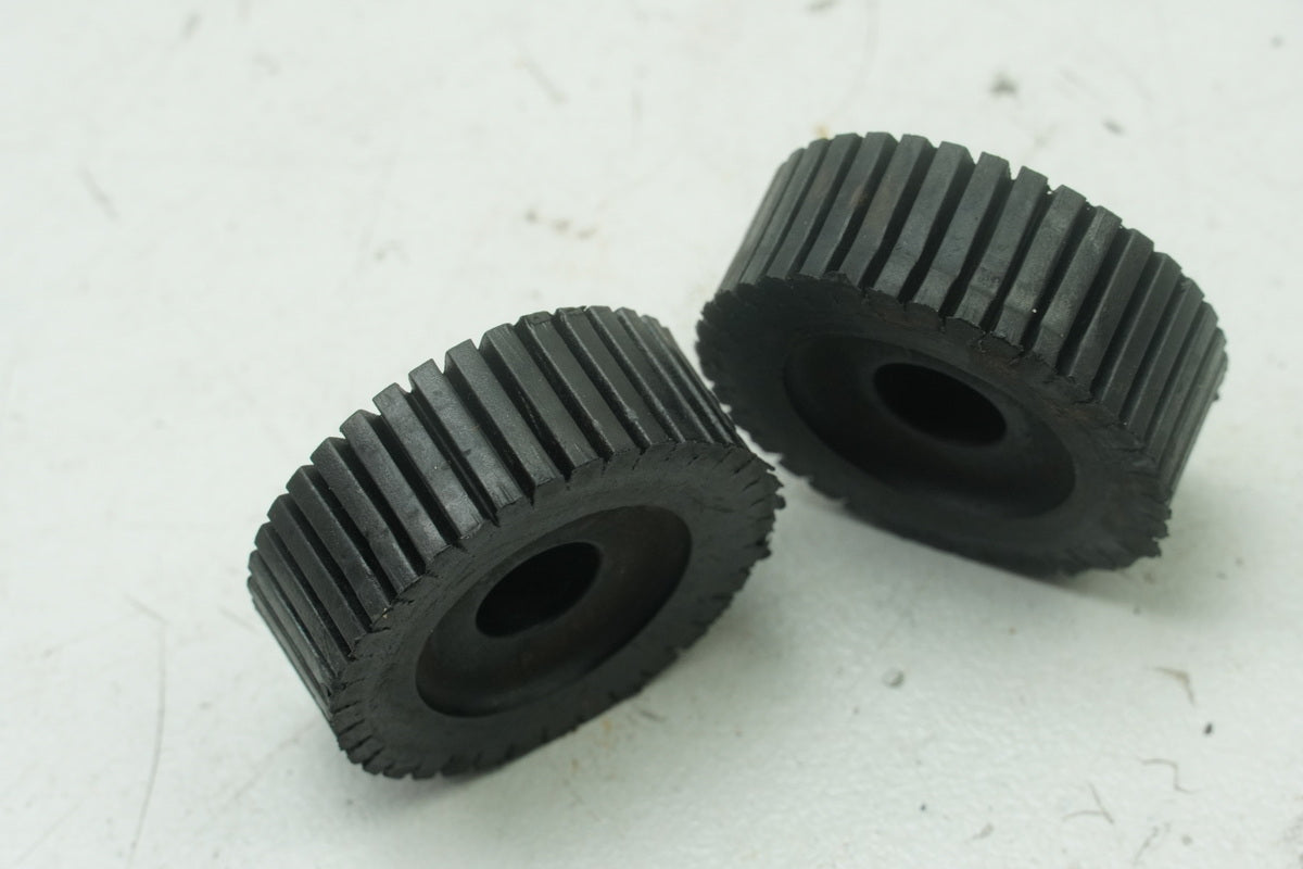 SUZUKI RG 125 NF12B GAMMA Gummis für Tank Auflage Dämpfer Halter
