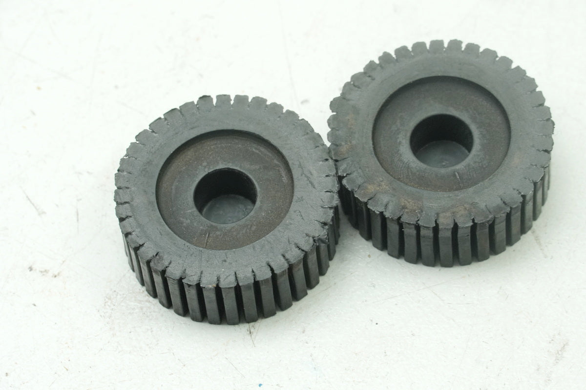 SUZUKI RG 125 NF12B GAMMA Gummis für Tank Auflage Dämpfer Halter