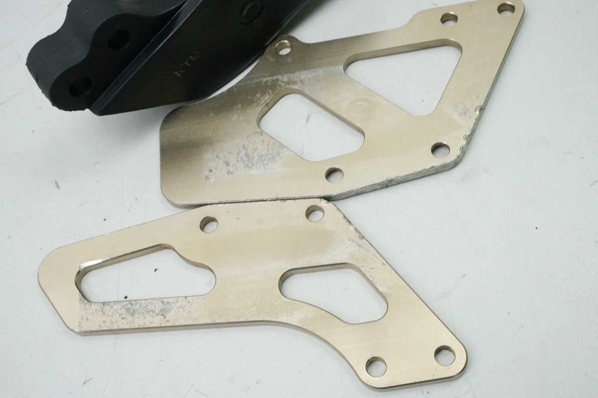 KTM 450 EXC Rear Chain Guide Swingarm Retaining Plate Chain Slider