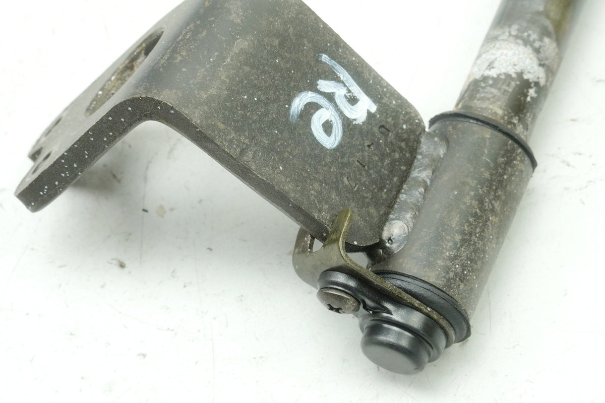 SUZUKI RG 125 NF12B GAMMA Lenkerstummel rechts Lenkrohr Lenker