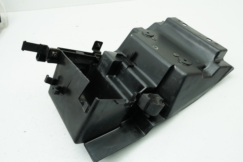KAWASAKI ZXR 750 ZX750J Batteriekasten Batteriefach Halter Batterie