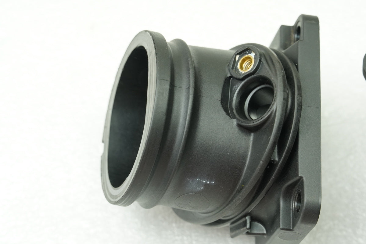 MOTO MORINI CORSARO 1200 Soporte delantero trasero del tubo de admisión Tornillo inyector