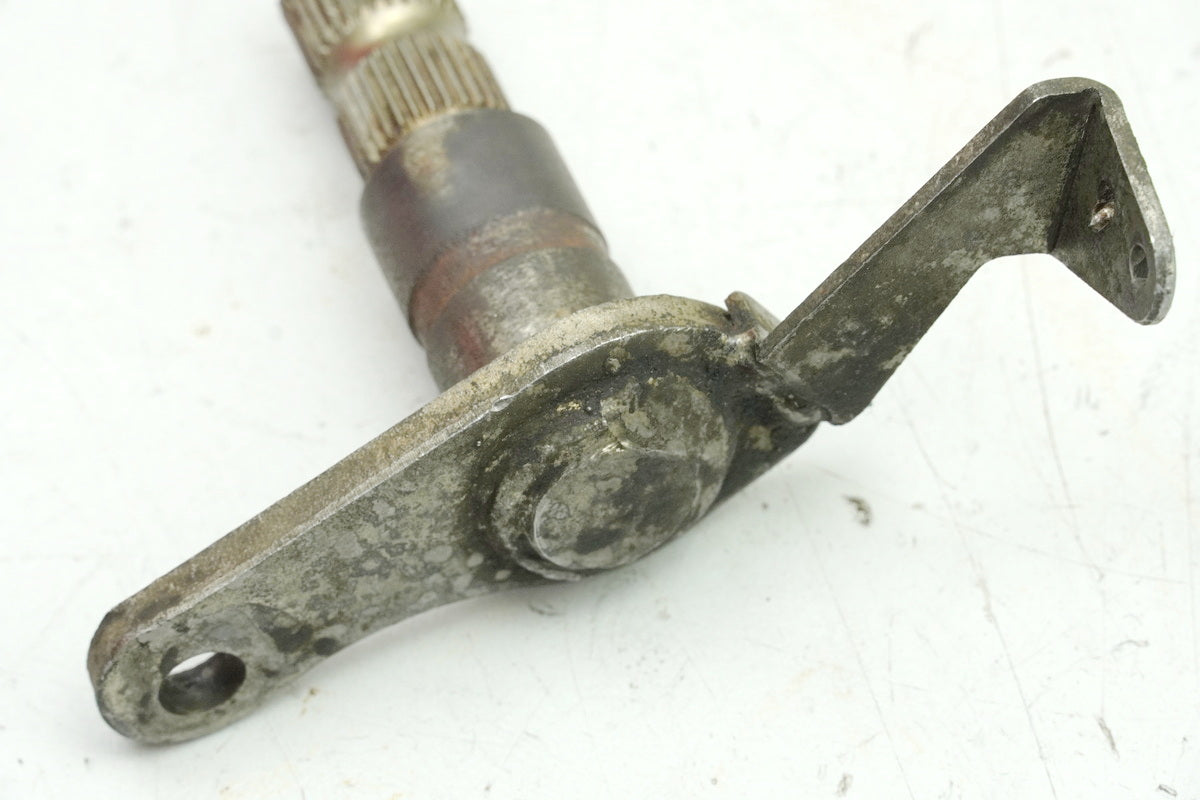 KAWASAKI Z 750 E KZ750E Brake Pedal Holder Shaft Foot Brake Pedal Mount