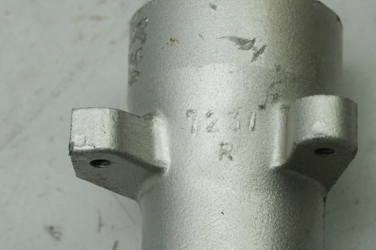 SUZUKI RG 125 NF12B GAMMA Tauchrohr rechts Gabelfuß (für Standrohr Gabelholm)