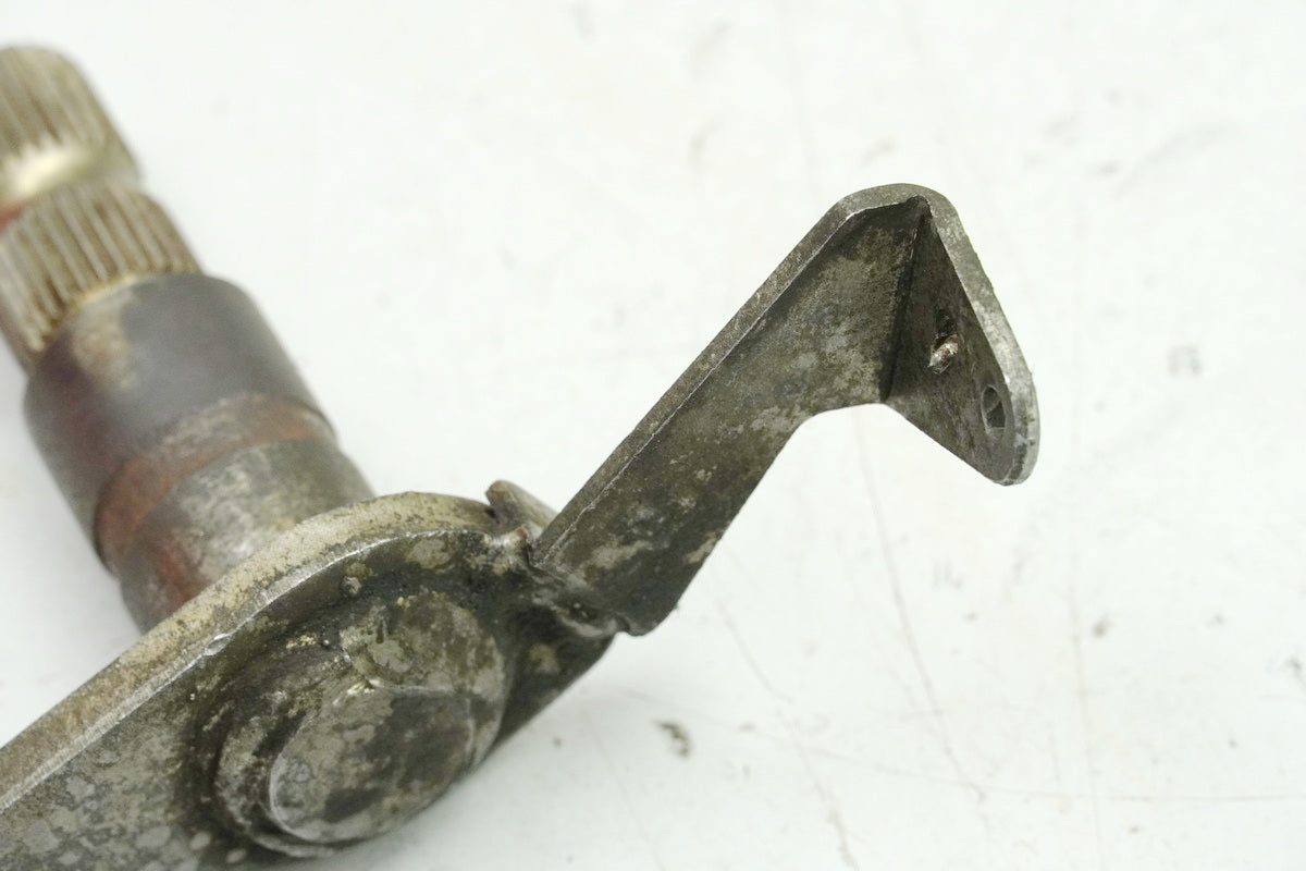 KAWASAKI Z 750 E KZ750E Brake Pedal Holder Shaft Foot Brake Pedal Mount