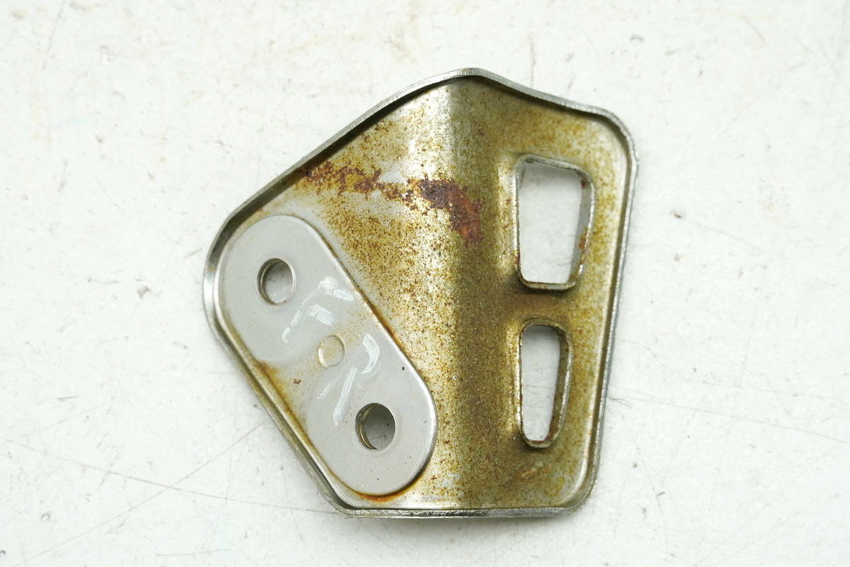 YAMAHA SR 250 3Y8 Protector de talón derecho Cubierta de talón Protector de calor Embellecedor