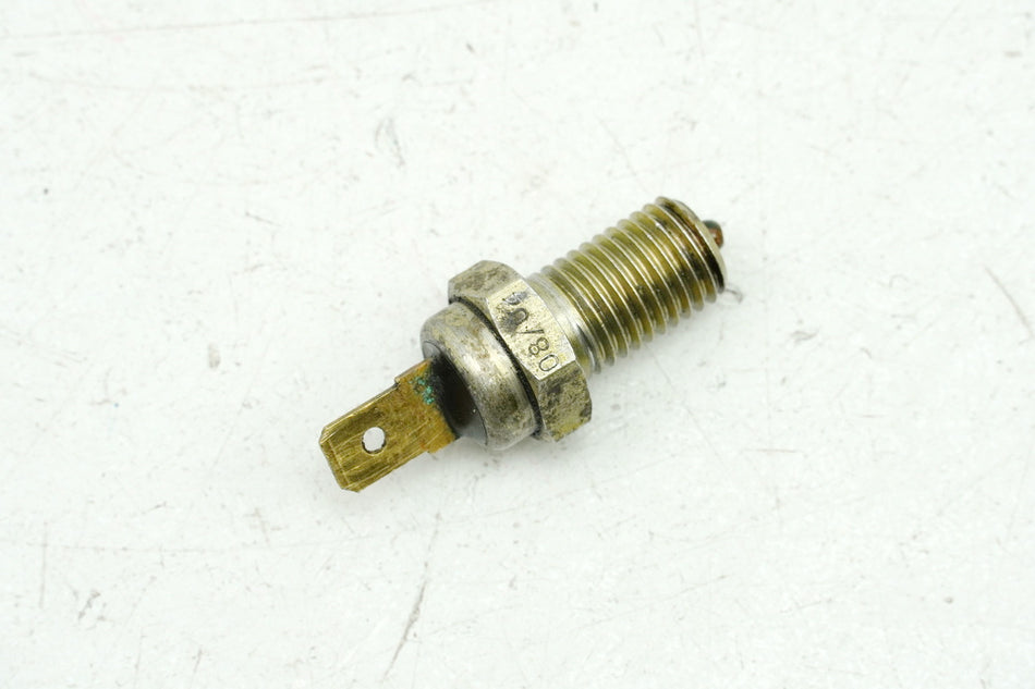 TRIUMPH SPEED TRIPLE 955 i 595 N Interruptor de punto muerto Sensor de posición de punto muerto T1190494