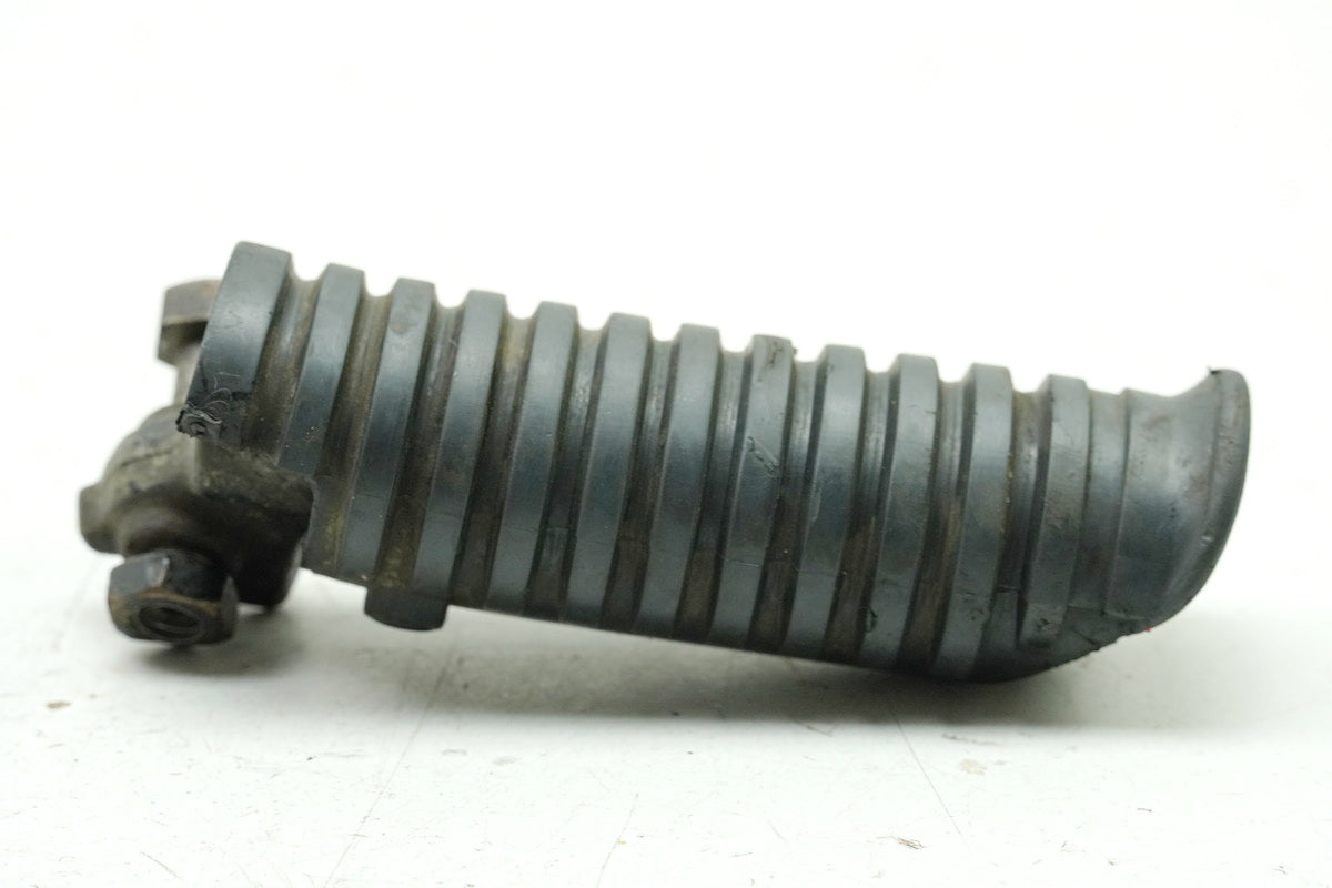 YAMAHA DS7 250 Estribera derecha del conductor Goma de estribera