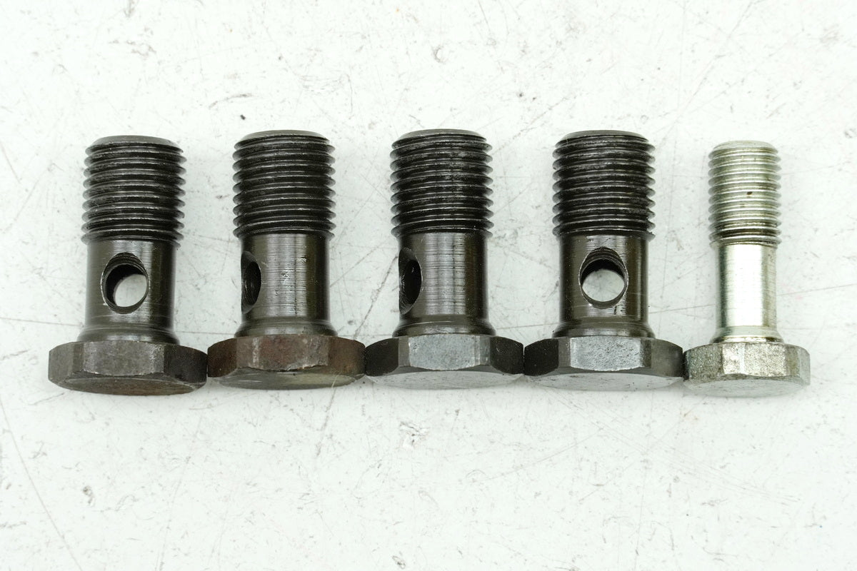 TRIUMPH SPEED TRIPLE 955 i 595 N Banjo bolts for oil line oil cooler screw