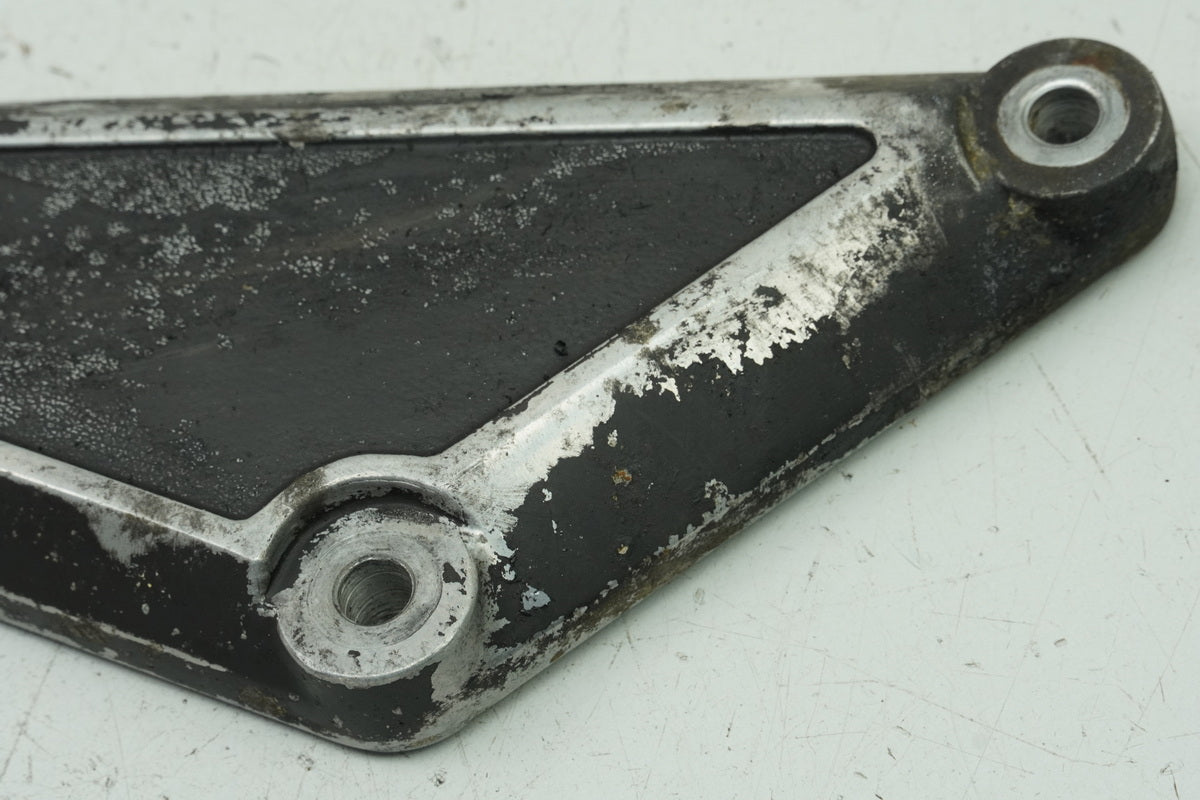 KAWASAKI Z 750 E KZ750E Footrest Plate Left Holder Footrest Footrest Carrier