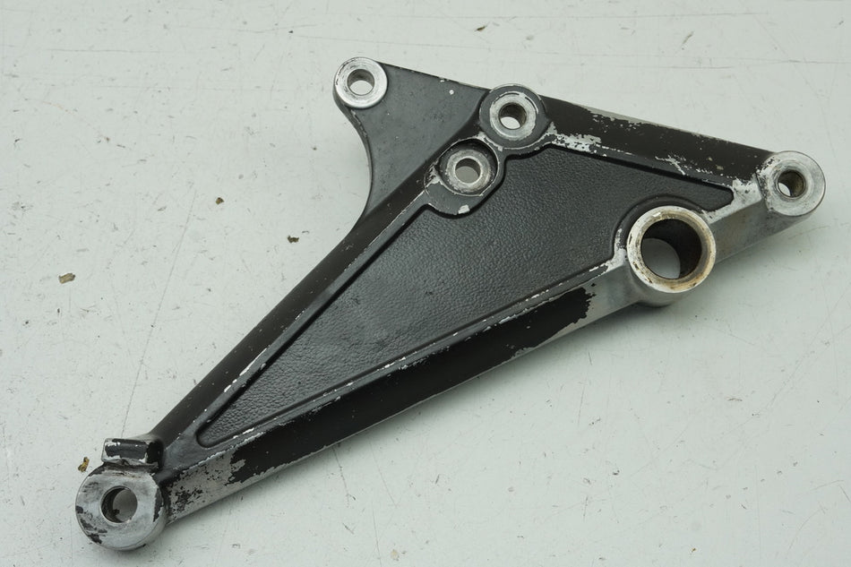 KAWASAKI Z 750 E KZ750E Fußrastenplatte rechts Halter Fußraste Fußrastenträger