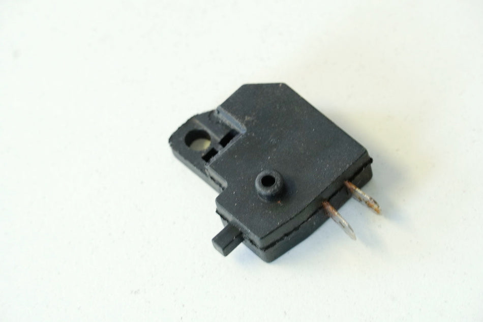 HONDA CB 500 PC32 Front Brake Light Switch (for master cylinder)