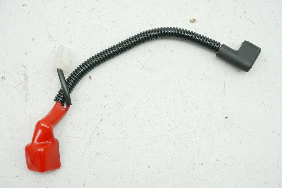 SUZUKI TU 125 XT Cable positivo de batería
