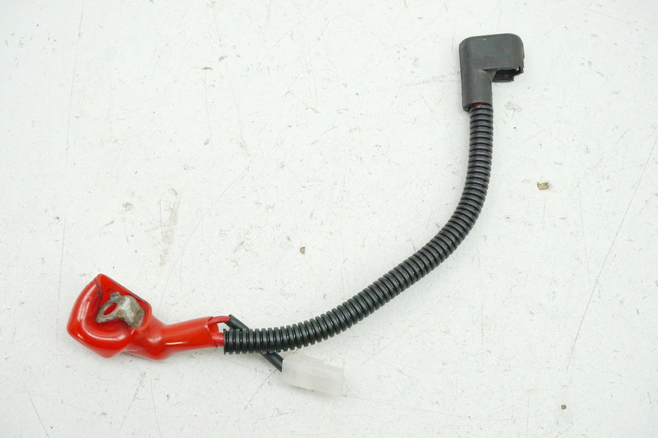 SUZUKI TU 125 XT Cable positivo de batería