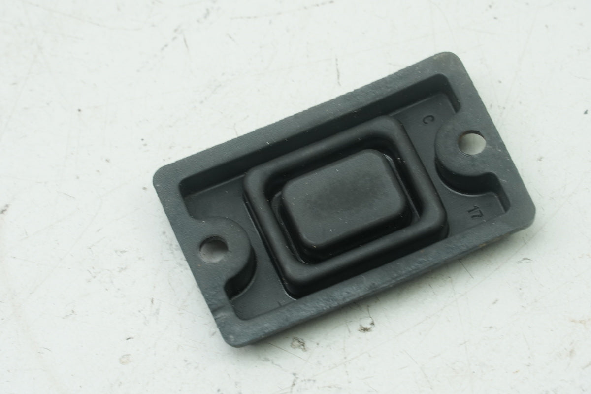 SUZUKI RG 125 NF12B GAMMA Lid Clamp Diaphragm for Front Brake Cylinder