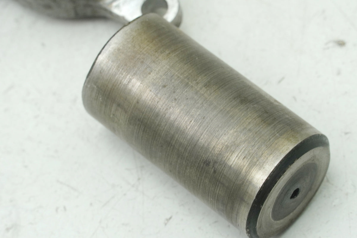 SUZUKI RG 125 NF12B GAMMA Motordeckel Bolzen Kolben (für Zylinder Motor)