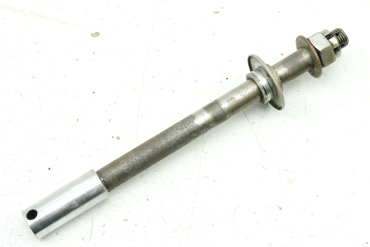 YAMAHA DS7 250 Eje pasante delantero Eje Eje pasante de rueda Casquillo distanciador Tuerca (llanta)