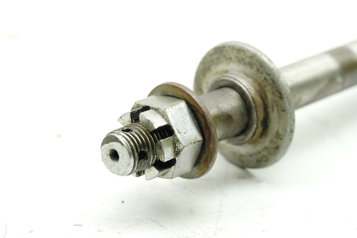 YAMAHA DS7 250 Eje pasante delantero Eje Eje pasante de rueda Casquillo distanciador Tuerca (llanta)