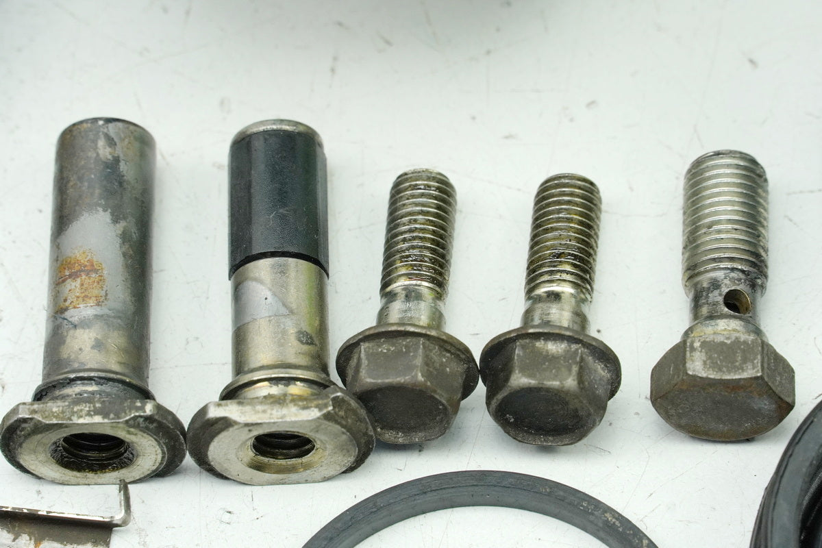 KAWASAKI Z 750 E KZ750E Brake Caliper Right Brake Piston Brake Caliper Anchor Plate