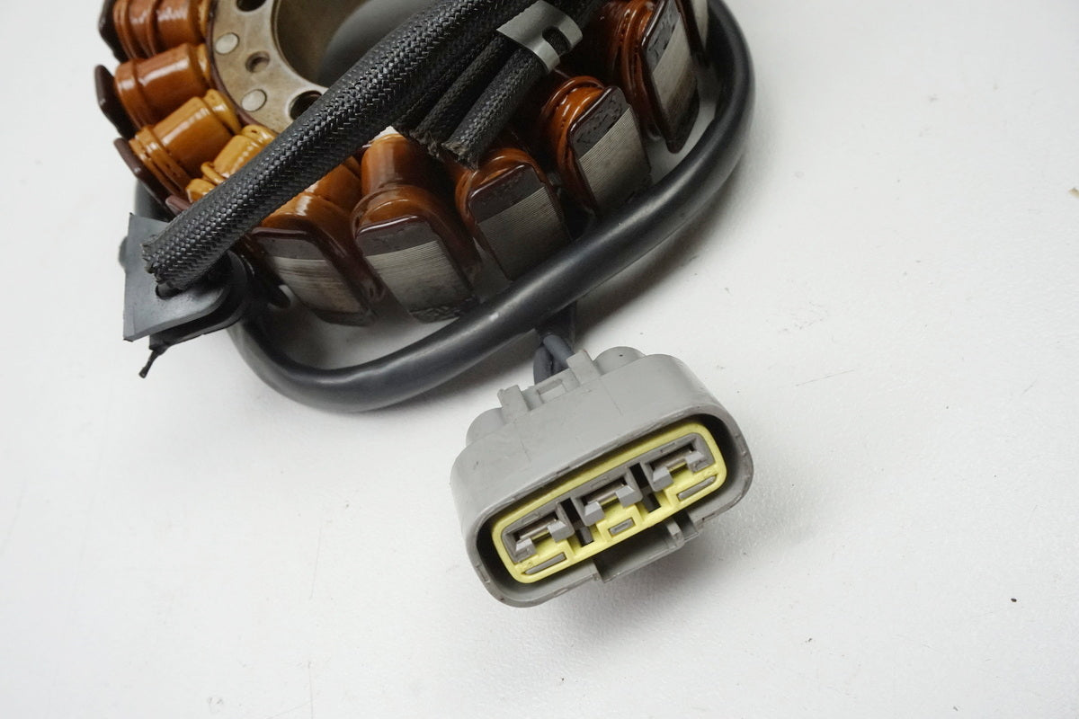 HONDA CB 650 FA RC75 RC97 CBR 650 SC74 RC96 Stator Alternator original