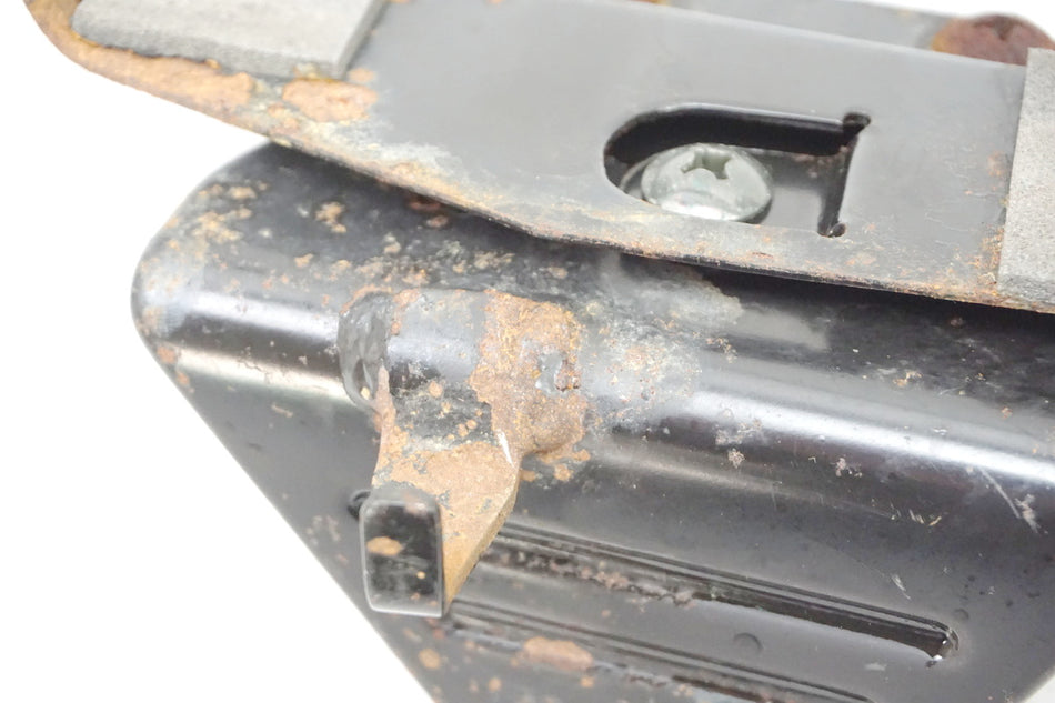 Soporte de batería SUZUKI TU 125 XT, carcasa de batería