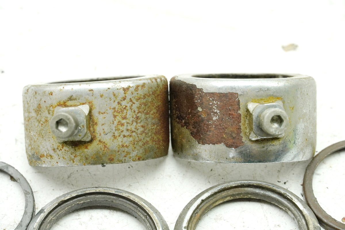 YAMAHA DS7 250 Schelle Klemme Gabelbrücke Gabelholm Chrom Cover Abdeckung Blende