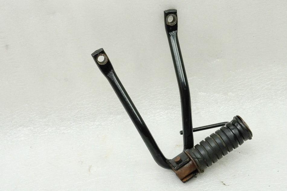 YAMAHA DT 125 R 4BL Soporte reposapiés acompañante izquierdo con estribera