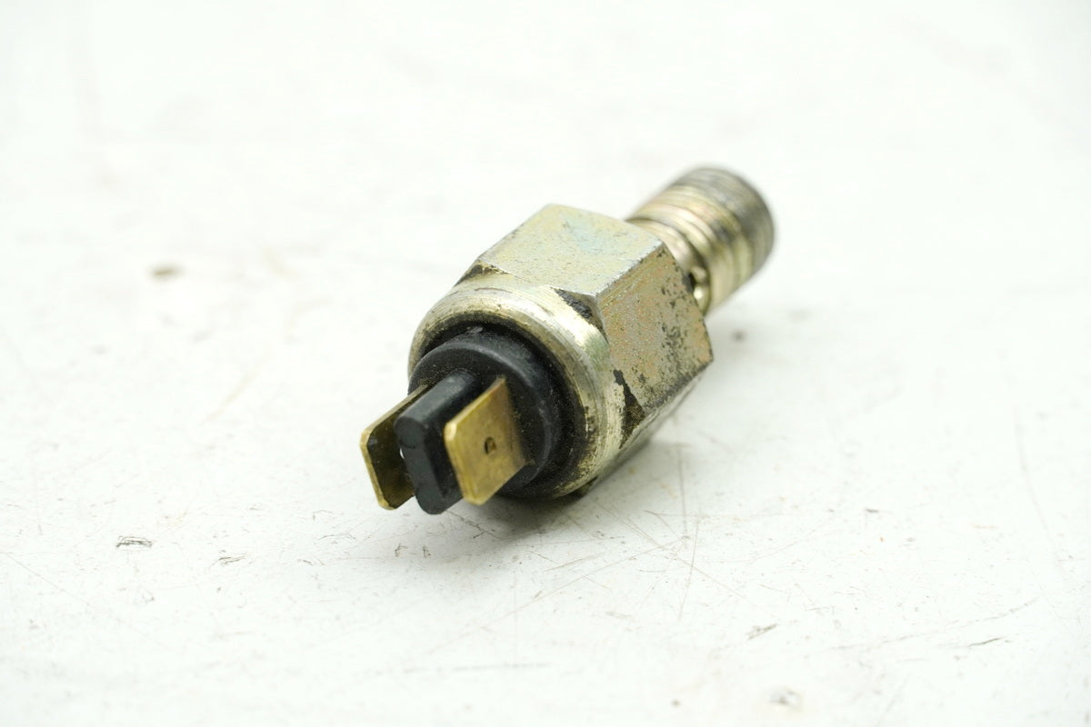 Aprilia Pegaso 650 GA (MX) Interruptor de luz de freno trasero (para cilindro de freno de pie)
