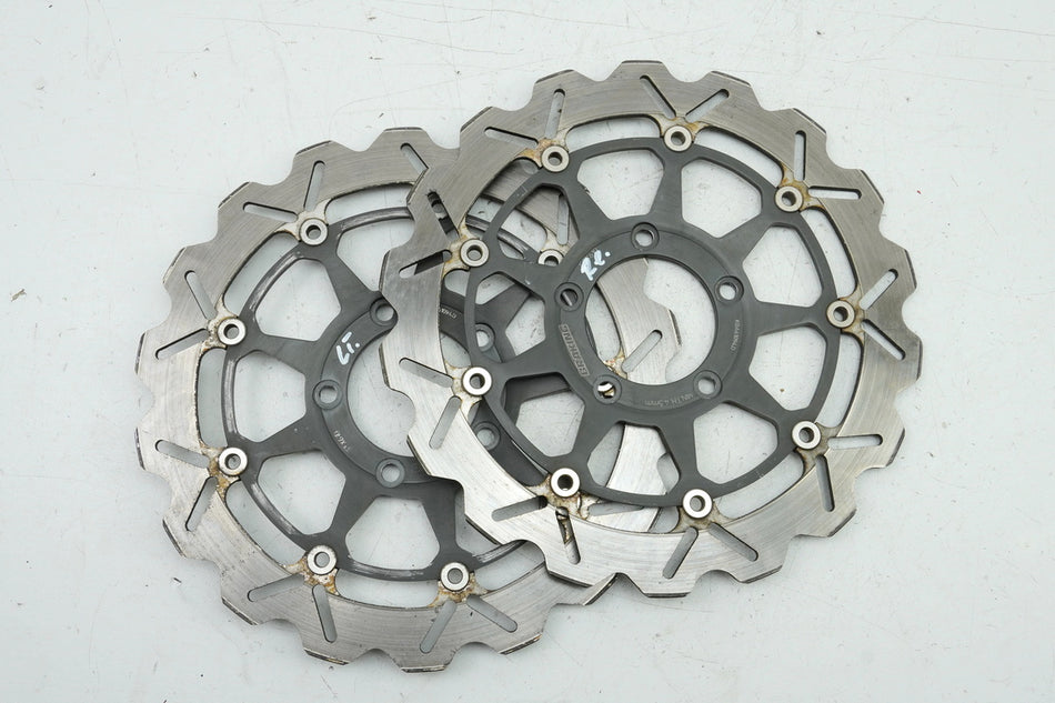 TRIUMPH SPEED TRIPLE 955 i 595 N Bremsscheiben vorn Paar 4,9 mm Brake Discs