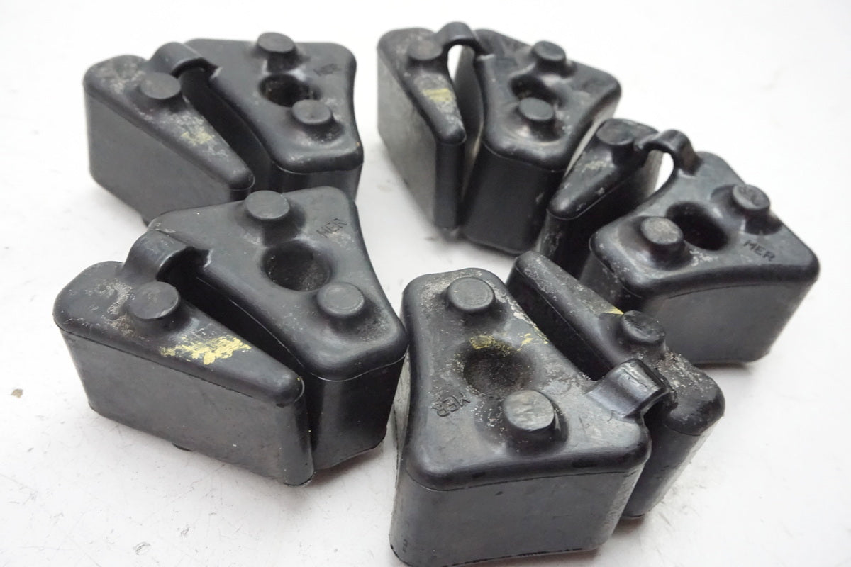 HONDA CB 650 FA RC75 Rear Wheel Damper Rubbers Set