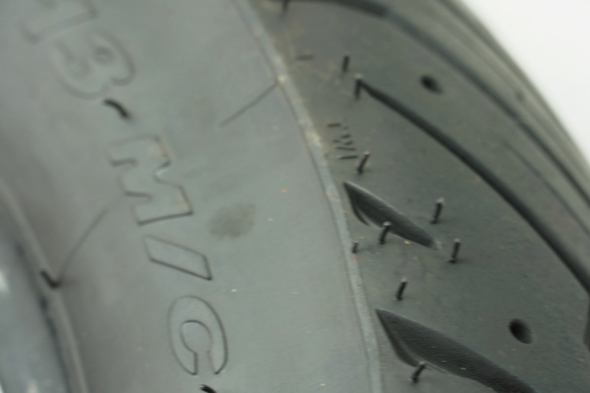 SUZUKI AN 400 WVAU BURGMAN Pirelli Angel Scooter Reifen 110/90 13 + 130/70 13