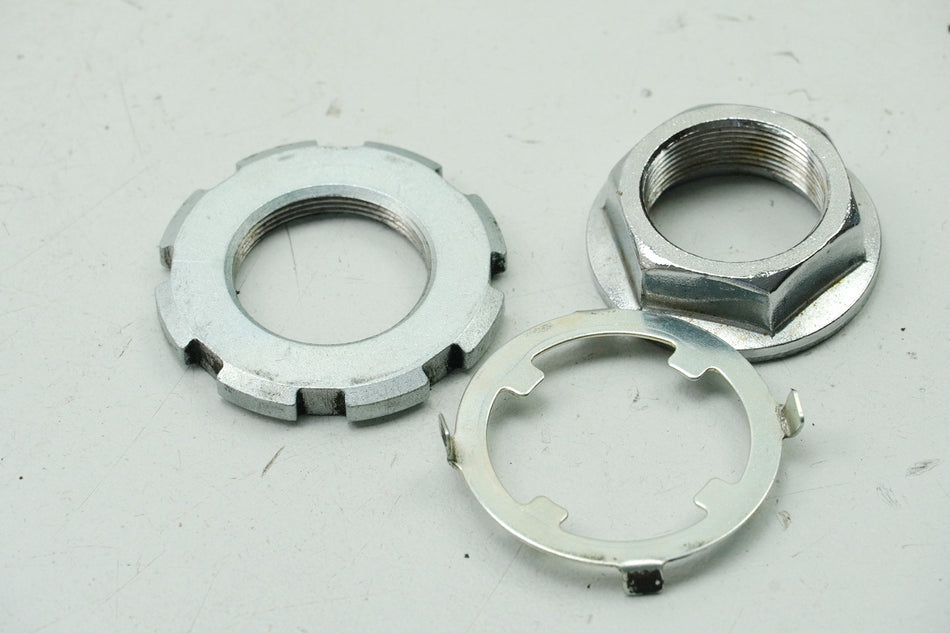 HONDA CBR 600 PC35 Mutter Steuerkopf Lenkkopf Obergewinde (für Gabel Gabelbrücke)