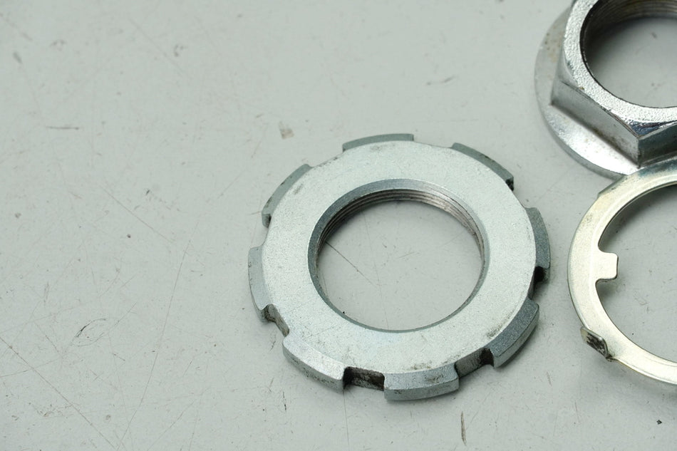 HONDA CBR 600 PC35 Mutter Steuerkopf Lenkkopf Obergewinde (für Gabel Gabelbrücke)