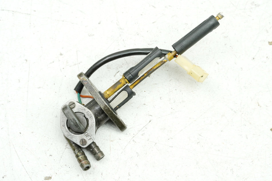 Aprilia Pegaso 650 GA (MX) grifo de gasolina (para depósito de gasolina)