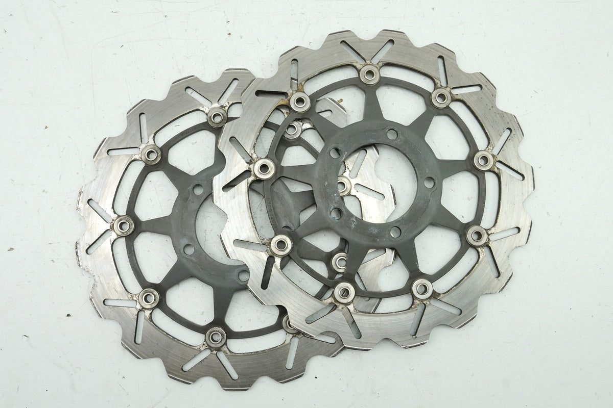 TRIUMPH SPEED TRIPLE 955 i 595 N Discos de freno delanteros Par 4,9 mm