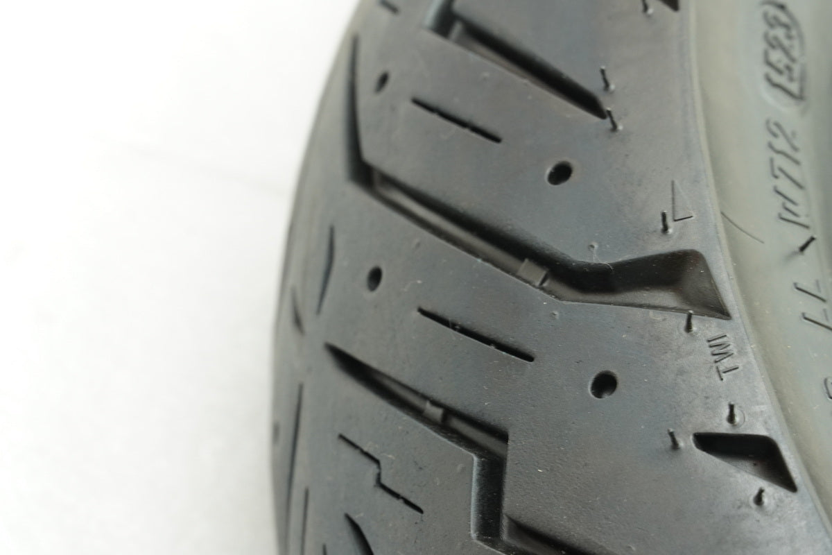 SUZUKI AN 400 WVAU BURGMAN Pirelli Angel Scooter Reifen 110/90 13 + 130/70 13