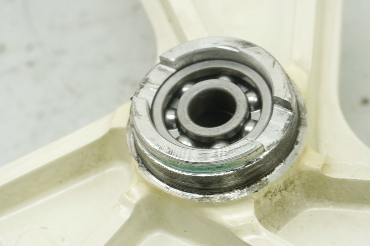 SUZUKI RG 125 NF12B GAMMA Felge vorn Vorderrad Vorderradfelge J 16 x MT 1.85