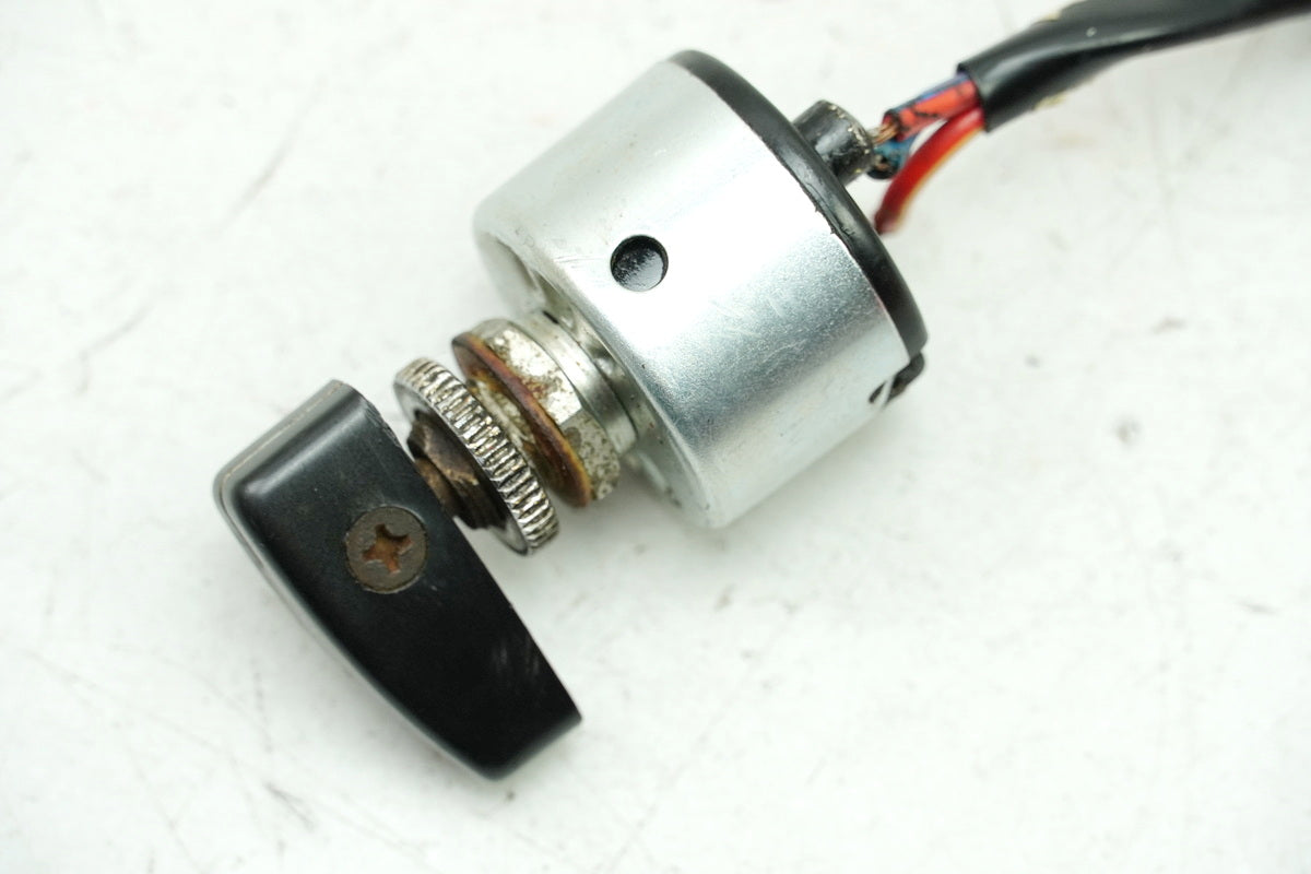 YAMAHA DS7 250 Interruptor Luz Faro Conmutador Regulador Interruptor de luces