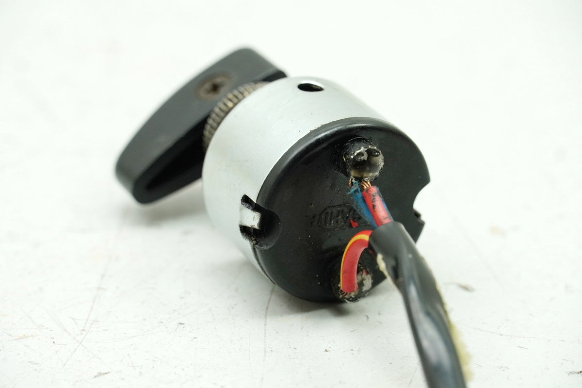 YAMAHA DS7 250 Interruptor Luz Faro Conmutador Regulador Interruptor de luces