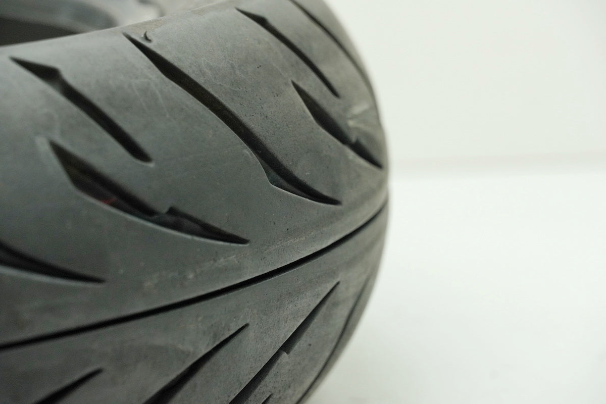 YAMAHA MT 125 A RE11 (RE29) Bridgestone Battlax BT39F 100/ 80 - 17 (52H) Reifen